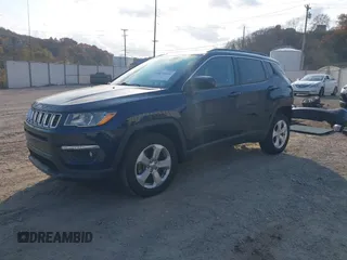 2019 Jeep Compass Latitude with VIN 3C4NJDBB0KT818133, listed as a IAAI auction lot 40736830 with 37,714 mi miles. Bid and sale history available at carsss.com. Image 18.