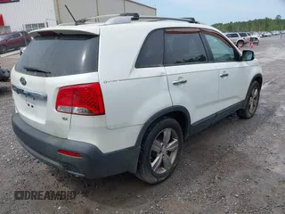 2012 Kia Sorento EX with VIN 5XYKU4A66CG227487, listed as a IAAI auction lot 41925941 with 185,464 mi miles. Bid and sale history available at carsss.com. Image 4.