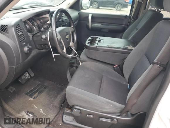 2009 Chevrolet Silverado 1500 LT with VIN 3GCEC23069G275627, listed as a Copart auction lot 44006045 with 240,024 mi miles and Clean Title. Bid and sale history available at carsss.com. Image 7.