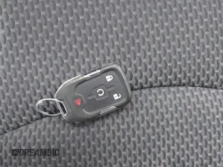 2022 GMC Terrain SLE z VIN 3GKALMEV4NL229383, wystawiony jako IAAI lot #41927702 z przebiegiem Nie podano mil oraz . Historia ofert i sprzedaży dostępna na DreamBid. Obrazek 11.