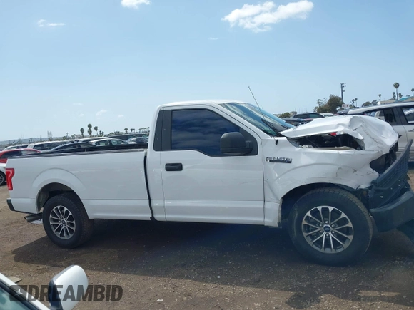 2016 Ford F-150 XL with VIN 1FTMF1C89GKD96872, listed as a IAAI auction lot 41952031 with 232,392 mi miles. Bid and sale history available at carsss.com. Image 13.