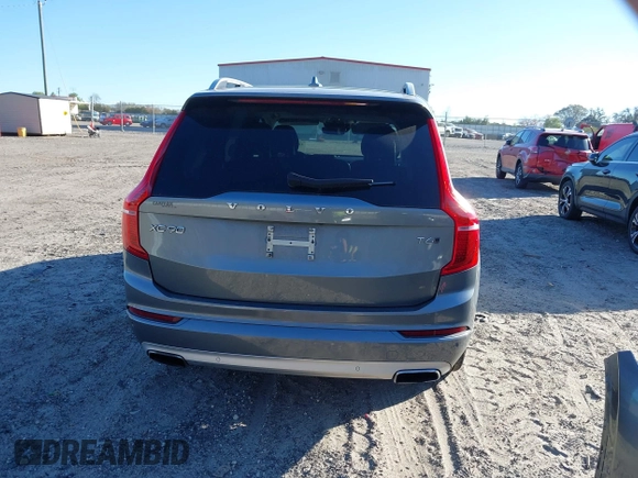 2017 Volvo XC90 Momentum with VIN YV4A22PK7H1172370, listed as a IAAI auction lot 41835935 with 103,577 mi miles. Bid and sale history available at carsss.com. Image 17.