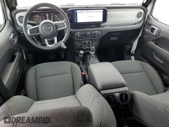 2025 Jeep Wrangler Sahara with VIN 1C4PJXEN1SW528297, listed as a Copart auction lot 55950005 with 7,167 mi miles and Clean title. Bid and sale history available at DreamBid. Image 8.