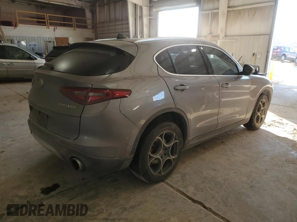 2018 Alfa Romeo Stelvio Ti z VIN ZASFAKBNXJ7B80163, wystawiony jako Copart lot #41805085 z przebiegiem Nie podano mil oraz Szkoda całkowita • Salvage title. Historia ofert i sprzedaży dostępna na DreamBid. Obrazek 3.