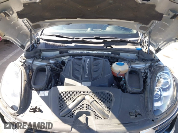 2018 Porsche Macan S with VIN WP1AB2A55JLB36398, listed as a IAAI auction lot 42094742 with 97,376 mi miles and . Bid and sale history available at DreamBid. Image 10.