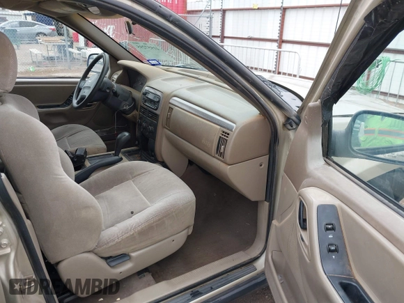 2001 Jeep Grand Cherokee Laredo с VIN 1J4GX48S61C623687, выставлен на аукционе IAAI как лот 41957295 с пробегом 247 284 миль миль и . История ставок и продаж доступна на DreamBid. Изображение 5.