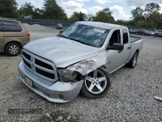2013 Ram 1500 ST z VIN 1C6RR7FT1DS710100, wystawiony jako Copart lot #69153144 z przebiegiem 162 987 mil mil oraz Szkoda całkowita • Salvage title. Historia ofert i sprzedaży dostępna na DreamBid. Obrazek 1.