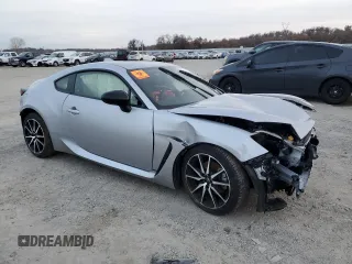 2023 Toyota GR86 with VIN JF1ZNBC10P8761217, listed as a Copart auction lot 83922314 with 27,565 mi miles and Salvage Title. Bid and sale history available at carsss.com. Image 4.