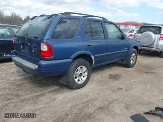 2002 Isuzu Rodeo S with VIN 4S2CK58W124320988, listed as a IAAI auction lot 41921874 with 227,320 mi miles. Bid and sale history available at carsss.com. Image 4.