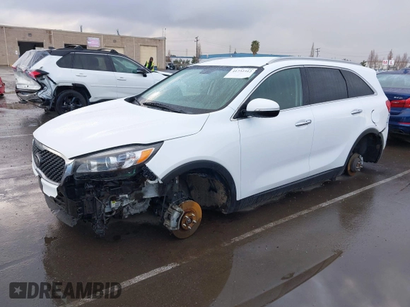 2018 Kia Sorento LX with VIN 5XYPG4A3XJG380986, listed as a IAAI auction lot 41732312 with 86,927 mi miles. Bid and sale history available at carsss.com. Image 17.
