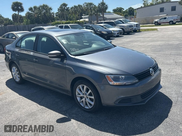 2011 Volkswagen Jetta SE with VIN 3VWDX7AJ1BM378306, listed as a Copart auction lot 52216155 with 62,386 mi miles and Clean title. Bid and sale history available at DreamBid. Image 1.