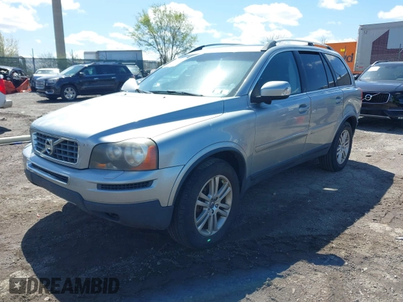 2011 Volvo XC90 I6 with VIN YV4952CZ5B1580676, listed as a IAAI auction lot 41986632 with 260,694 mi miles and . Bid and sale history available at DreamBid. Image 2.