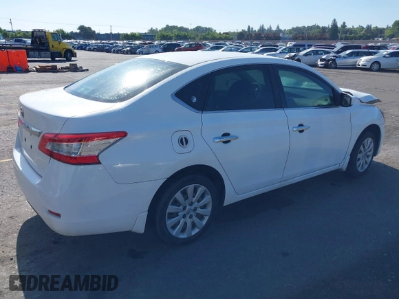 2015 Nissan Sentra SV z VIN 3N1AB7AP8FY323250, wystawiony jako IAAI lot #42217284 z przebiegiem 66 951 mil mil oraz . Historia ofert i sprzedaży dostępna na DreamBid. Obrazek 4.