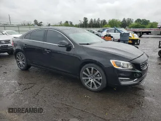 2018 Volvo S60 Inscription Platinum with VIN LYV402HM0JB173655, listed as a Copart auction lot 56365335 with 128,868 mi miles and Salvage title. Bid and sale history available at DreamBid. Image 4.