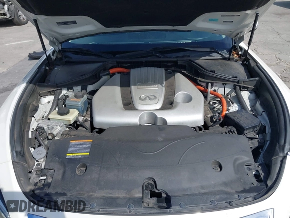 2016 Infiniti Q70 with VIN JN1EY1AP9GM470064, listed as a IAAI auction lot 42647765 with 111,474 mi miles and . Bid and sale history available at DreamBid. Image 10.