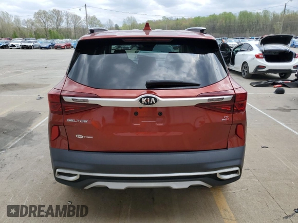 2021 Kia Seltos S z VIN KNDEU2AA4M7199712, wystawiony jako Copart lot #50824765 z przebiegiem 40 455 mil mil oraz Szkoda całkowita • Salvage title. Historia ofert i sprzedaży dostępna na DreamBid. Obrazek 6.