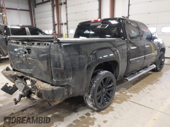 2011 GMC Sierra 1500 Denali z VIN 3GTP2XE2XBG128854, wystawiony jako IAAI lot #41606670 z przebiegiem 150 556 mil mil oraz . Historia ofert i sprzedaży dostępna na DreamBid. Obrazek 4.