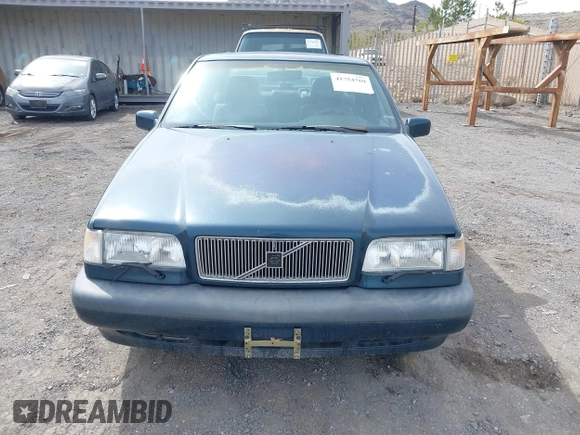1996 Volvo S70 с VIN YV1LS5548T2285128, выставлен на аукционе IAAI как лот 41754769 с пробегом 109 101 миль миль и . История ставок и продаж доступна на DreamBid. Изображение 6.