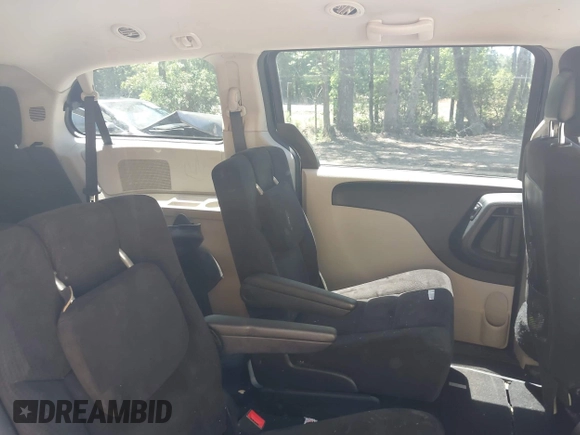 2014 Dodge Grand Caravan SXT with VIN 2C4RDGCG2ER313531, listed as a IAAI auction lot 42221726 with 177,065 mi miles and . Bid and sale history available at DreamBid. Image 8.