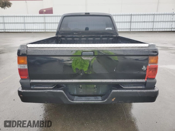 1991 Mitsubishi Mighty Max z VIN JA7FL25W7MP028365, wystawiony jako Copart lot #43964285 z przebiegiem 175 102 mil mil oraz Szkody całkowita. Historia ofert i sprzedaży dostępna na DreamBid. Obrazek 6.