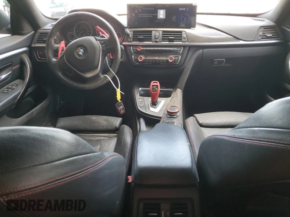 2015 BMW 4 Series 428i z VIN WBA4A9C57FD416121, wystawiony jako Copart lot #53475555 z przebiegiem 186 572 mil mil oraz Szkoda całkowita • Salvage title. Historia ofert i sprzedaży dostępna na DreamBid. Obrazek 8.