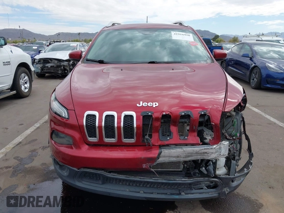 2017 Jeep Cherokee Latitude with VIN 1C4PJLCS1HW669834, listed as a IAAI auction lot 41916950 with 144,596 mi miles and . Bid and sale history available at carsss.com. Image 12.