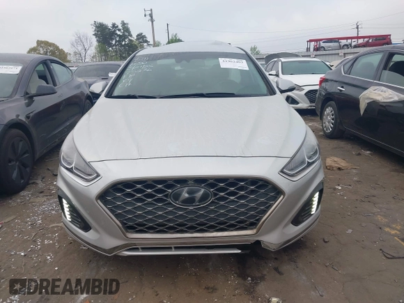 2018 Hyundai Sonata SEL with VIN 5NPE34AFXJH724211, listed as a IAAI auction lot 41962402 with 147,077 mi miles and . Bid and sale history available at carsss.com. Image 12.