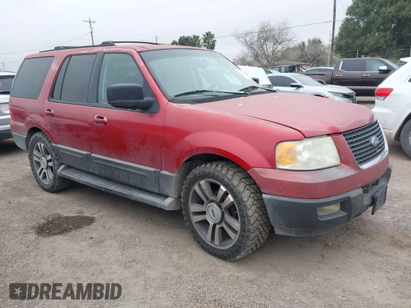 2004 Ford Expedition Special Service with VIN 1FMPU15L44LB86041, listed as a IAAI auction lot 41411675 with 1 mi miles. Bid and sale history available at carsss.com. Image 1.