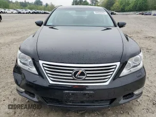 2012 Lexus LS 460 z VIN JTHCL5EF8C5014801, wystawiony jako Copart lot #55930285 z przebiegiem 107 487 mil mil oraz Czysty tytuł • Clean title. Historia ofert i sprzedaży dostępna na DreamBid. Obrazek 5.