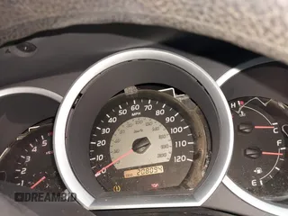 2010 Toyota Tacoma with VIN 5TENX4CN1AZ673915, listed as a IAAI auction lot 41730208 with 208,094 mi miles and . Bid and sale history available at DreamBid. Image 7.