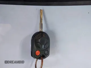 2013 Ford Escape SE с VIN 1FMCU0GX3DUB70805, выставлен на аукционе IAAI как лот 42735924 с пробегом 164 628 миль миль и . История ставок и продаж доступна на DreamBid. Изображение 11.