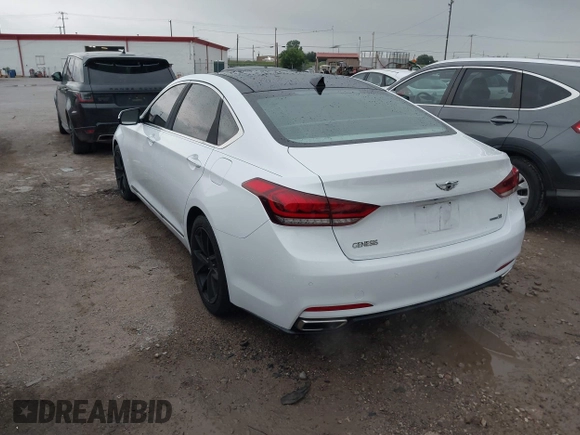 2015 Hyundai Genesis 3.8L with VIN KMHGN4JEXFU045316, listed as a IAAI auction lot 42111986 with 139,349 mi miles. Bid and sale history available at carsss.com. Image 3.