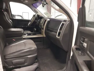 2009 Dodge Ram 1500 Sport with VIN 1D3HB13T39J521768, listed as a IAAI auction lot 42096308 with 173,989 mi miles. Bid and sale history available at carsss.com. Image 5.