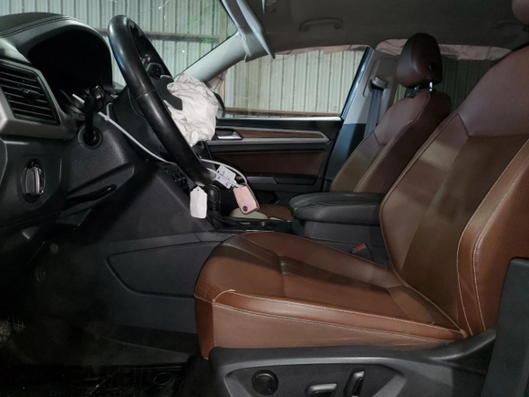 2021 Volkswagen Atlas SE с VIN 1V2WP2CAXMC528136, выставлен на аукционе Copart как лот 84284114 с пробегом 154 044 миль миль и Списание • Salvage title. История ставок и продаж доступна на DreamBid. Изображение 7.