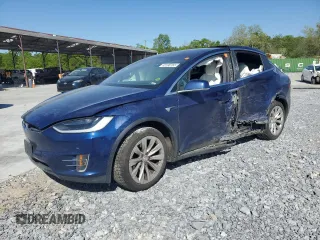 2017 Tesla Model X 90D z VIN 5YJXCAE28HF078433, wystawiony jako Copart lot #53190765 z przebiegiem 80 608 mil mil oraz Szkoda całkowita • Salvage title. Historia ofert i sprzedaży dostępna na DreamBid. Obrazek 1.