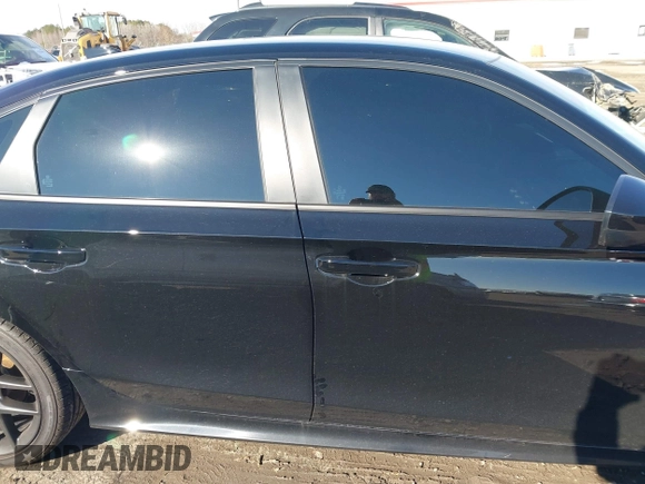 2025 Honda Civic Sport with VIN 2HGFE2F51SH525286, listed as a IAAI auction lot 41592317 with 3,554 mi miles and . Bid and sale history available at DreamBid. Image 13.