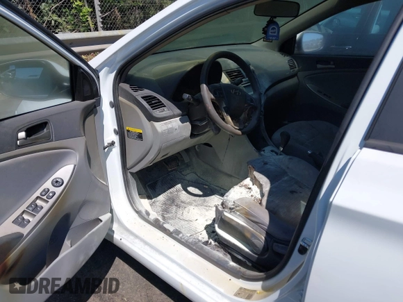 2016 Hyundai Accent SE with VIN KMHCT4AE4GU160709, listed as a IAAI auction lot 42069467 with 44,885 mi miles and . Bid and sale history available at DreamBid. Image 6.
