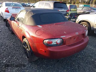 2006 Mazda MX-5 Miata Grand Touring with VIN JM1NC25F260122129, listed as a IAAI auction lot 41227010 with 170,780 mi miles and . Bid and sale history available at DreamBid. Image 3.