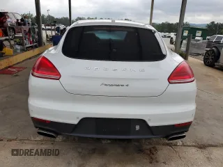 2015 Porsche Panamera 4 z VIN WP0AA2A74FL005587, wystawiony jako Copart lot #57309235 z przebiegiem 120 346 mil mil oraz Czysty tytuł • Clean title. Historia ofert i sprzedaży dostępna na DreamBid. Obrazek 6.