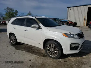 2013 Kia Sorento SX with VIN 5XYKWDA28DG386973, listed as a Copart auction lot 51502155 with 173,517 mi miles and Clean title. Bid and sale history available at DreamBid. Image 4.