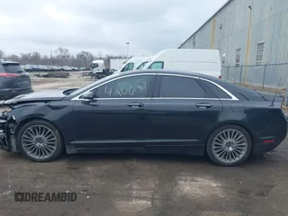 2014 Lincoln MKZ Hybrid with VIN 3LN6L2LU3ER805389, listed as a IAAI auction lot 42000901 with 155,002 mi miles and . Bid and sale history available at carsss.com. Image 14.