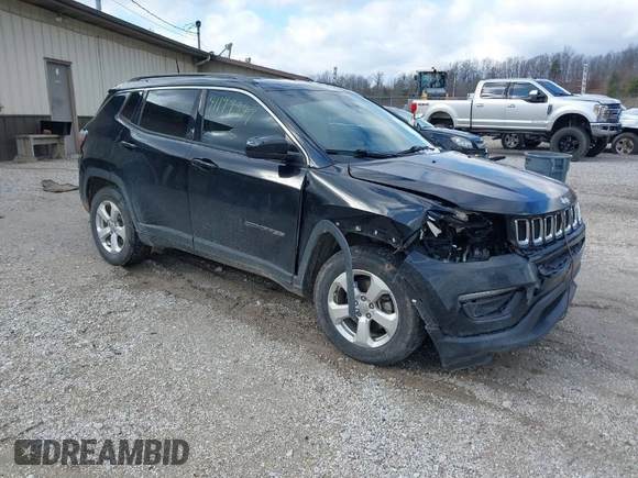 2017 Jeep Compass Latitude with VIN 3C4NJDBB6HT666092, listed as a IAAI auction lot 41199349 with 101,190 mi miles. Bid and sale history available at carsss.com. Image 1.