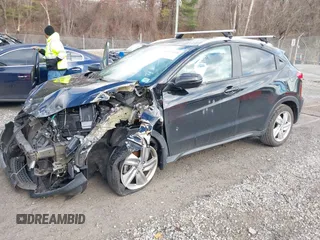 2019 Honda HR-V EX with VIN 3CZRU5H54KM729427, listed as a IAAI auction lot 41215958 with 81,957 mi miles. Bid and sale history available at carsss.com. Image 17.