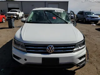 2021 Volkswagen Tiguan S z VIN 3VV1B7AX8MM065752, wystawiony jako Copart lot #62013905 z przebiegiem Nie podano mil oraz Szkoda całkowita • Salvage title. Historia ofert i sprzedaży dostępna na DreamBid. Obrazek 5.