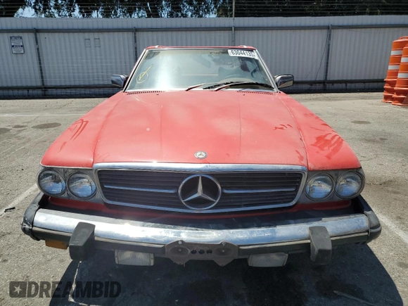 1979 Mercedes-Benz SL with VIN 10704412052399, listed as a Copart auction lot 63044135 with 162,284 mi miles and Salvage title. Bid and sale history available at DreamBid. Image 5.