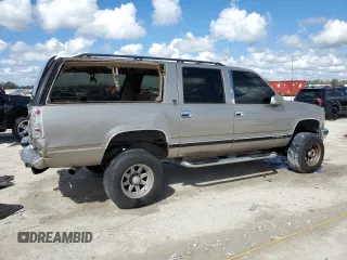 1999 GMC Suburban with VIN 3GKFK16R8XG531621, listed as a Copart auction lot 46593105 with 221,125 mi miles and Salvage Title. Bid and sale history available at carsss.com. Image 3.