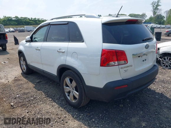 2013 Kia Sorento EX with VIN 5XYKUDA61DG384037, listed as a IAAI auction lot 42449718 with 173,688 mi miles and . Bid and sale history available at DreamBid. Image 3.