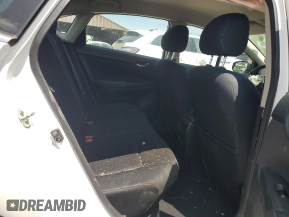 2019 Nissan Sentra S z VIN 3N1AB7AP9KY329164, wystawiony jako Copart lot #59691725 z przebiegiem 158 068 mil mil oraz Szkoda całkowita • Salvage title. Historia ofert i sprzedaży dostępna na DreamBid. Obrazek 10.