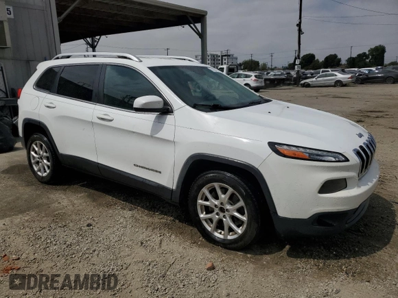 2016 Jeep Cherokee Altitude with VIN 1C4PJLCB4GW216385, listed as a Copart auction lot 57459925 with 154,521 mi miles and Clean title. Bid and sale history available at DreamBid. Image 4.