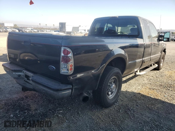 2024 Ford F-250 XL with VIN 1FTNX20F22ED34621, listed as a Copart auction lot 62929955 with 402,527 mi miles and Clean title. Bid and sale history available at DreamBid. Image 3.